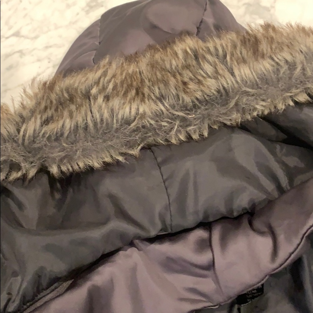 Winter Puffer Jacket ❄️ - Picture 5 of 6